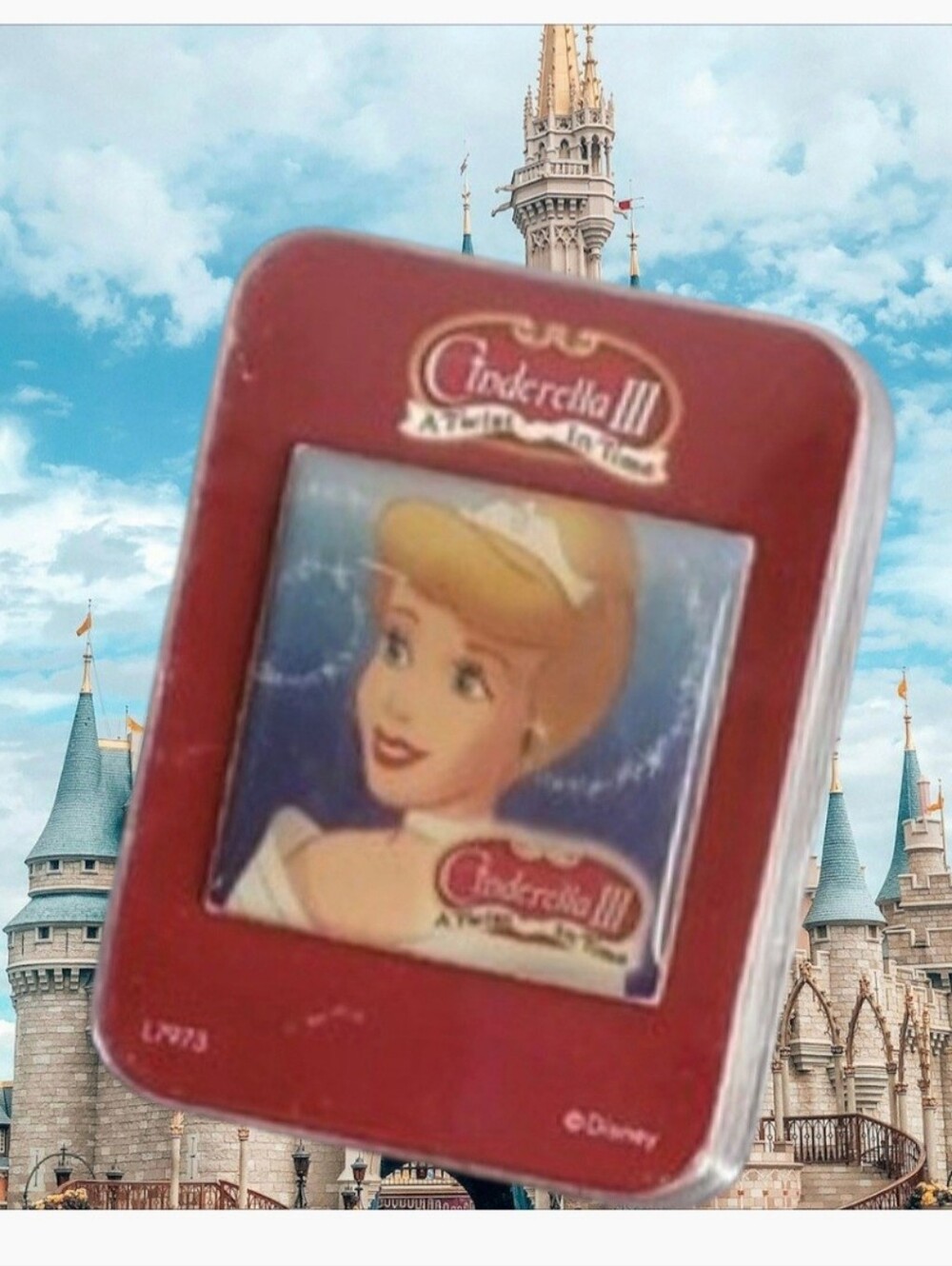 Disney Cinderella 3 Collectors Blinking Pin